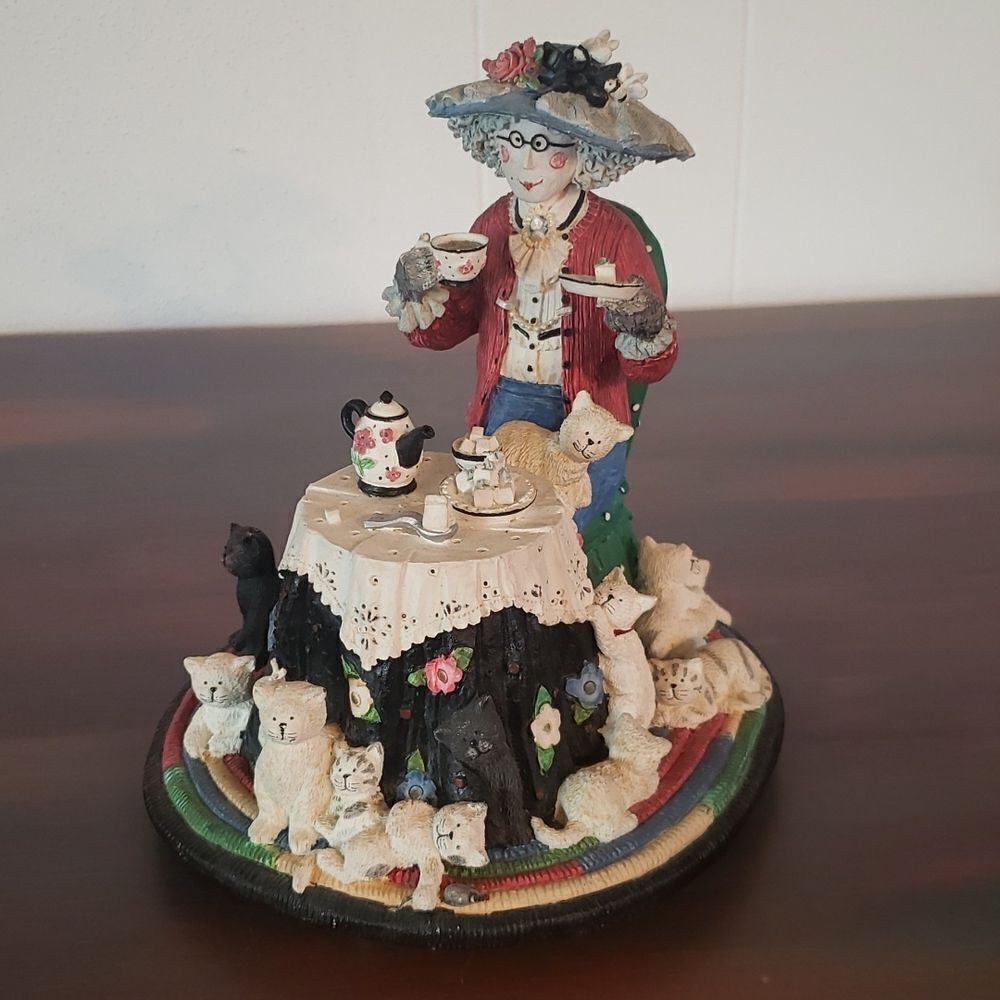 Vintage 1997 San Francisco Music Box Co "Tea for Two" Kitty Cat Tea Party